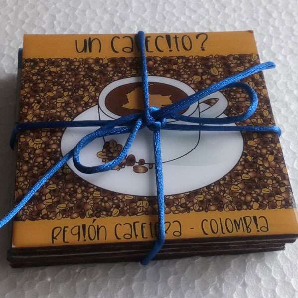 Juego de Portavasos / Posavasos COLOMBIA en MDF x 4 - Imagen 2