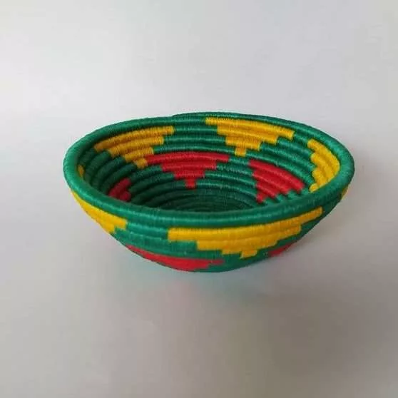 Porta Cazuela en técnica Cestería en Rollo - Guacamayas