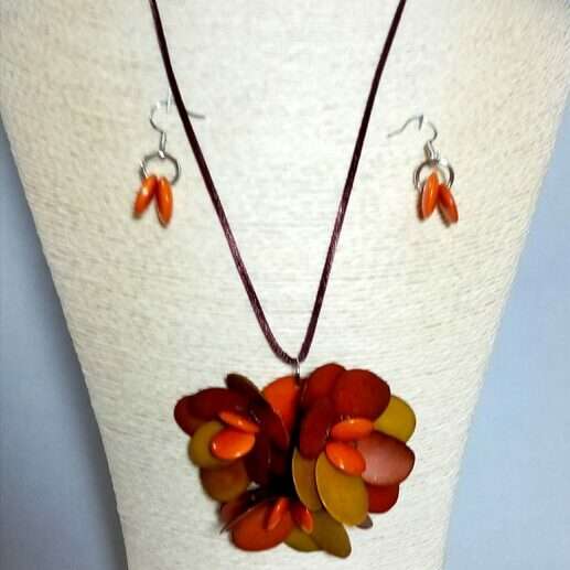 Juego Floreciente en Tagua