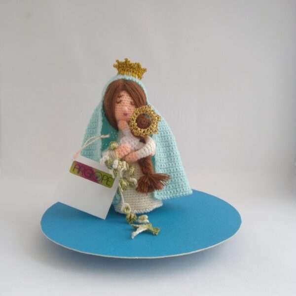Regalos Colombianos - Virgen tejida - Amigurumi