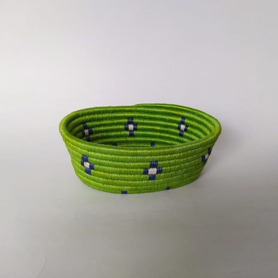 Regalos Colombianos / Centros de mesa/ Artesanias Frasilgo/ Cesteria Rollo - Guacamayas